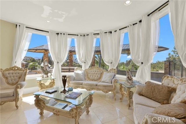 7231 Brandon Court, Riverside, CA 92506