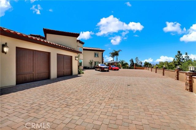 7231 Brandon Court, Riverside, CA 92506