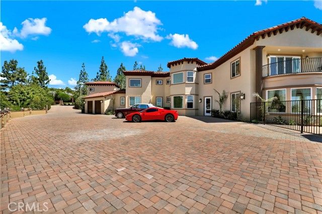 7231 Brandon Court, Riverside, CA 92506