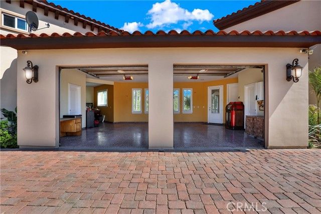 7231 Brandon Court, Riverside, CA 92506