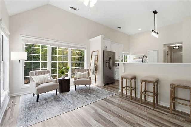 4169 Chatham View Drive, Buford, GA 30518