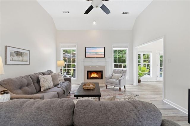 4169 Chatham View Drive, Buford, GA 30518