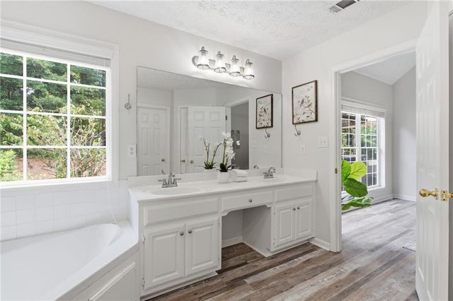 4169 Chatham View Drive, Buford, GA 30518