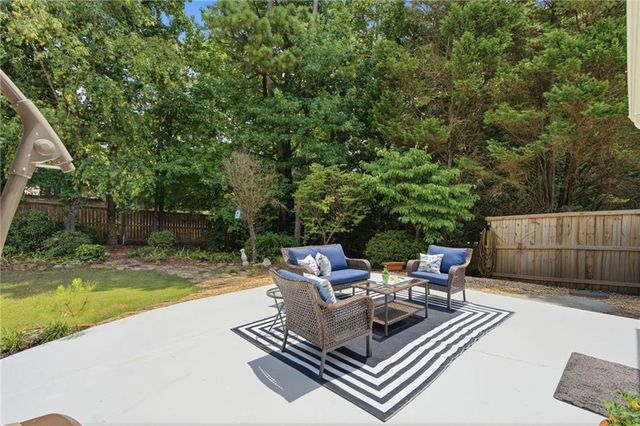 4169 Chatham View Drive, Buford, GA 30518