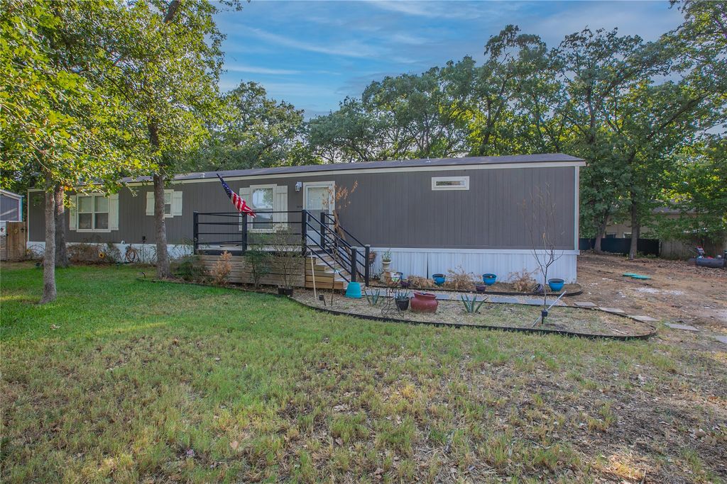 6612 Timberhaven Court, Granbury, TX 76049 — photo 3