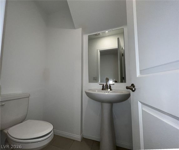 230 Wewatta Avenue, Henderson, NV 89011