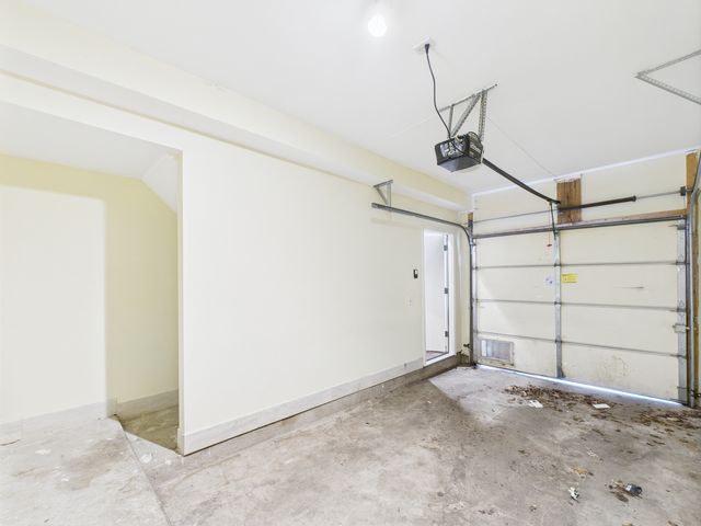 738 S Kedzie Avenue 3, Chicago, IL 60612