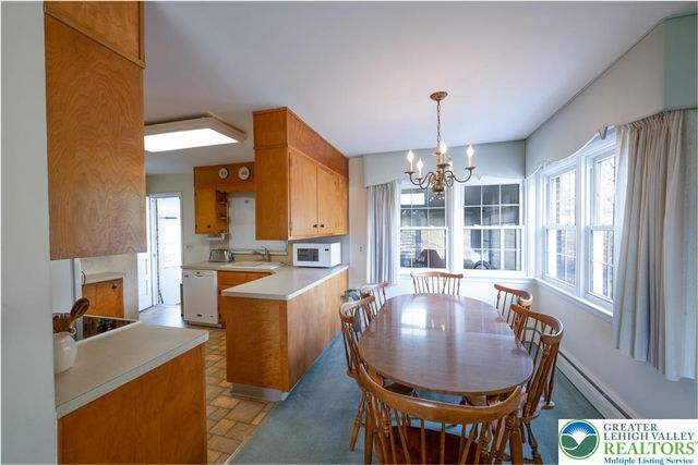 5556 Park Valley Road, North Whitehall Twp, PA 18078