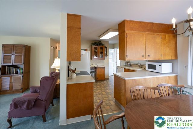 5556 Park Valley Road, North Whitehall Twp, PA 18078