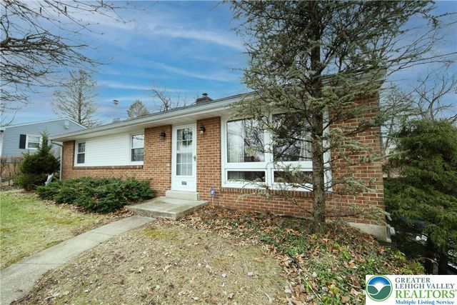 5556 Park Valley Road, North Whitehall Twp, PA 18078