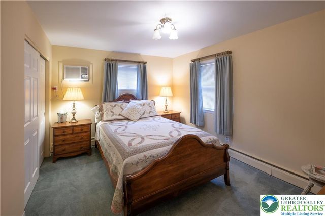 5556 Park Valley Road, North Whitehall Twp, PA 18078