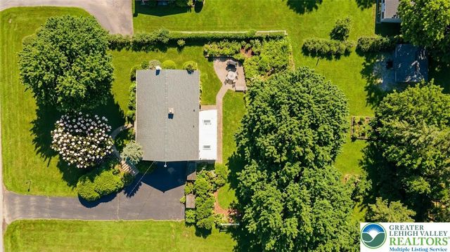 5556 Park Valley Road, North Whitehall Twp, PA 18078