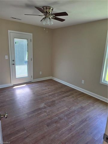 1400 Leonard Avenue, High Point, NC 27260