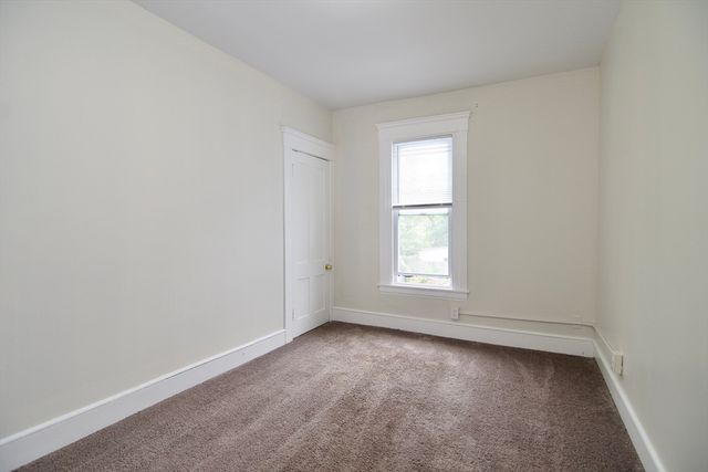 60 Howes St 2, Springfield, MA 01118