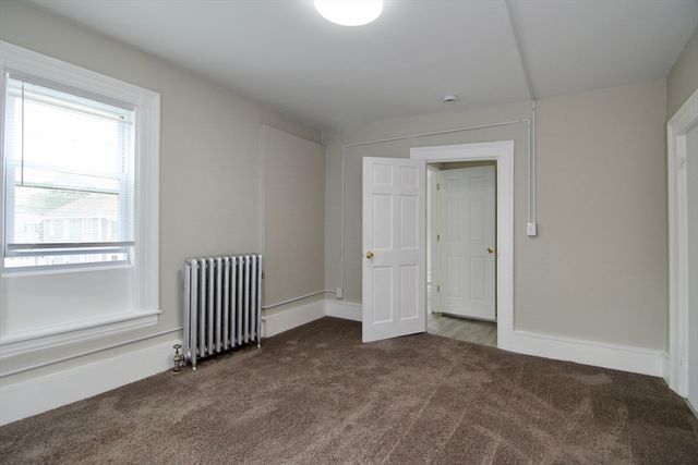 60 Howes St 2, Springfield, MA 01118