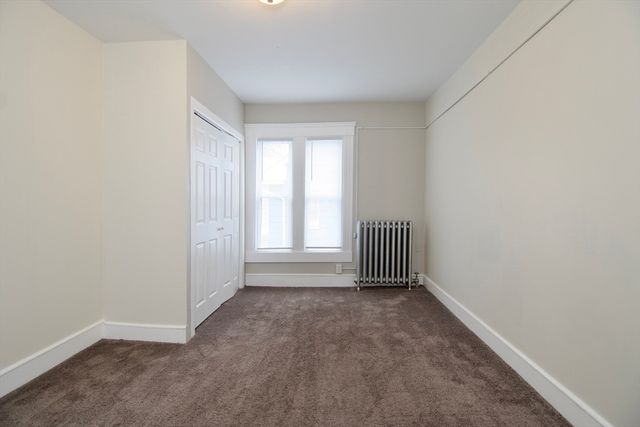 60 Howes St 2, Springfield, MA 01118