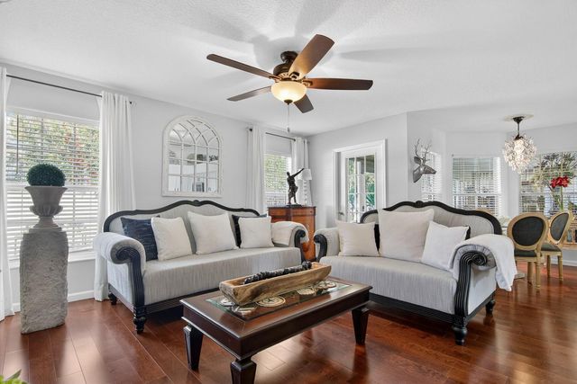 10352 MOSHIE LANE, San Antonio, FL 33576