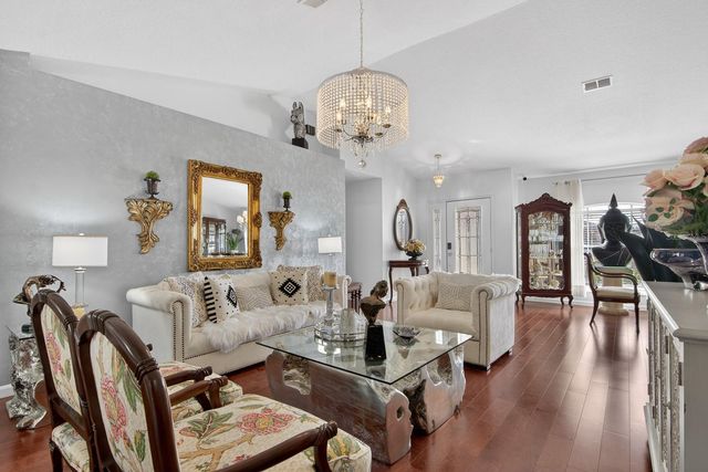 10352 MOSHIE LANE, San Antonio, FL 33576