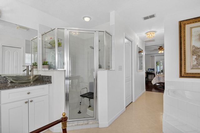 10352 MOSHIE LANE, San Antonio, FL 33576