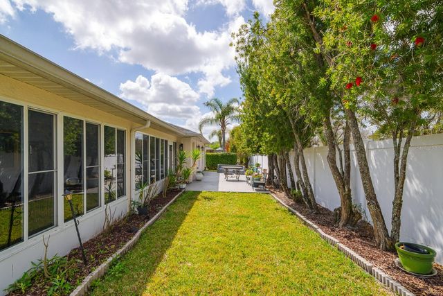 10352 MOSHIE LANE, San Antonio, FL 33576