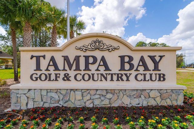 10352 MOSHIE LANE, San Antonio, FL 33576