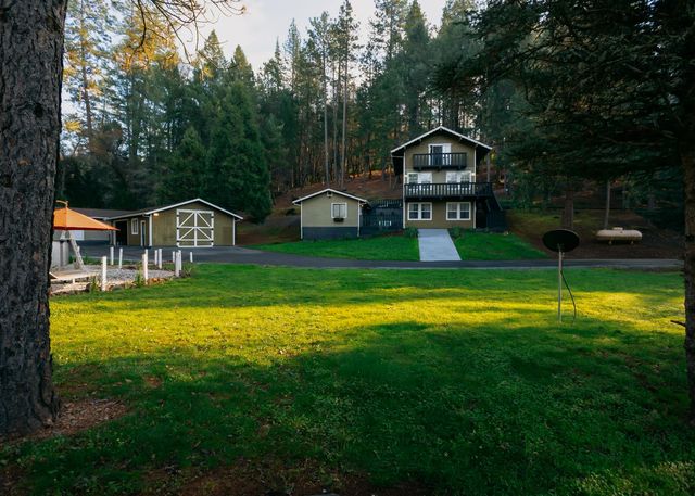 1325 Boole Rd, Applegate, CA 95703