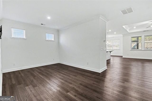 375 Plainfield Street, Fayetteville, GA 30215