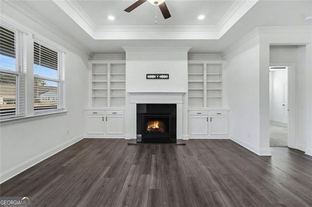 375 Plainfield Street, Fayetteville, GA 30215