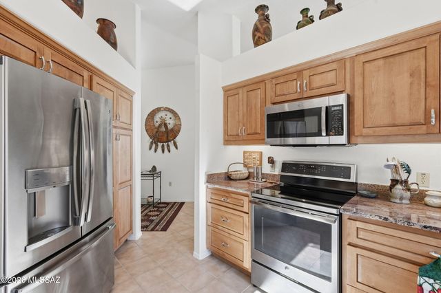 4927 S Gloria View Court, Green Valley, AZ 85622