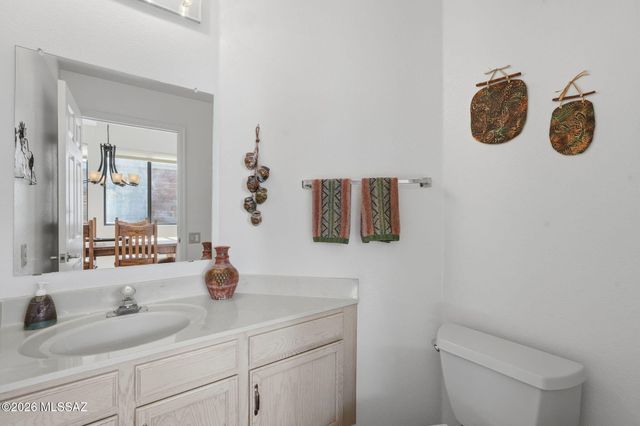 4927 S Gloria View Court, Green Valley, AZ 85622