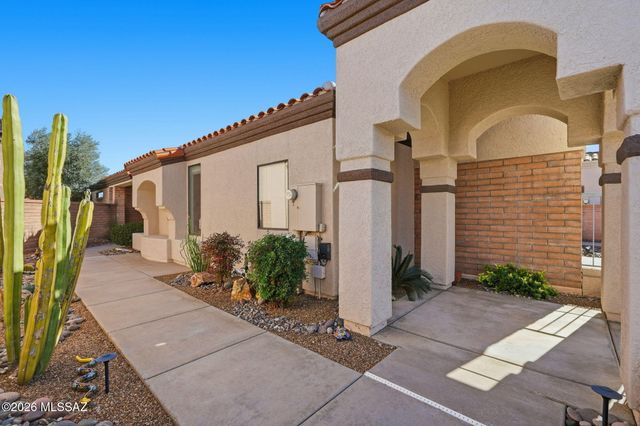 4927 S Gloria View Court, Green Valley, AZ 85622
