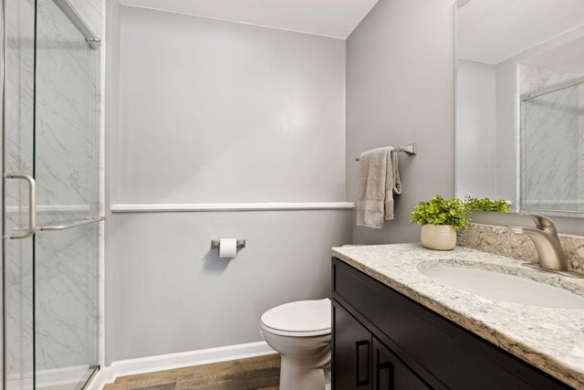 9498 Hamlet Avenue S, Cottage Grove, MN 55016