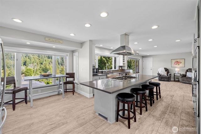 16231 Valhalla Drive, Bothell, WA 98011