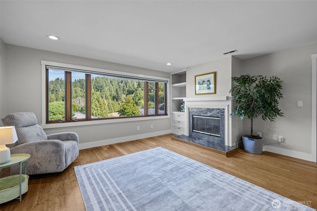 16231 Valhalla Drive, Bothell, WA 98011
