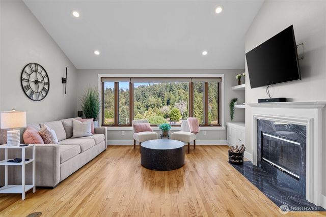 16231 Valhalla Drive, Bothell, WA 98011
