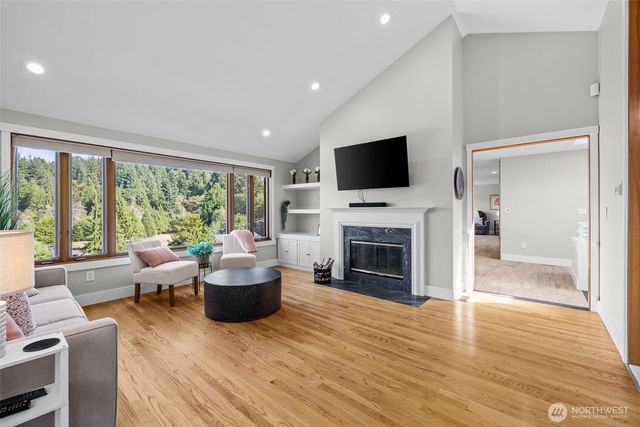16231 Valhalla Drive, Bothell, WA 98011