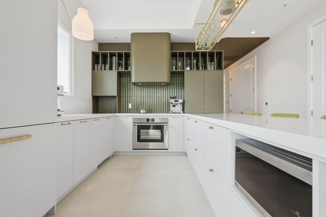 1945 S OCEAN Drive 2408, Hallandale Beach, FL 33009