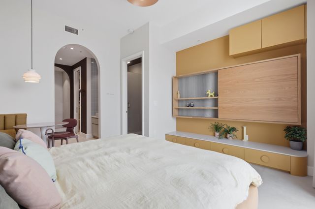 1945 S OCEAN Drive 2408, Hallandale Beach, FL 33009
