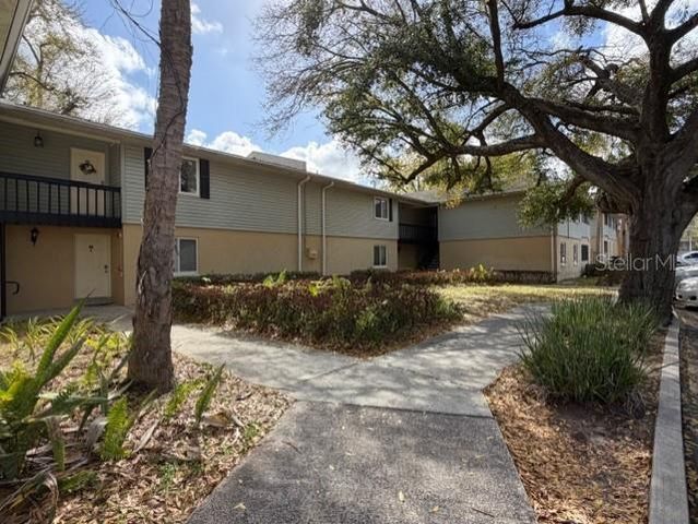 237 THORN TREE PLACE, Brandon, FL 33510