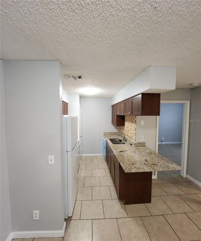 237 THORN TREE PLACE, Brandon, FL 33510
