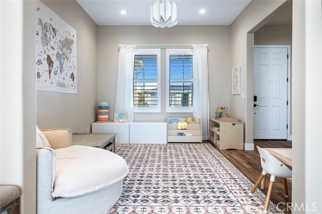 944 Horizon Drive, Madera, CA 93636