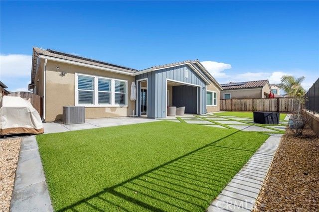 944 Horizon Drive, Madera, CA 93636