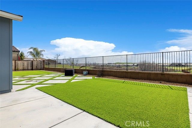 944 Horizon Drive, Madera, CA 93636