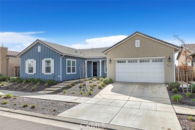 944 Horizon Drive, Madera, CA 93636