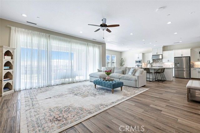 944 Horizon Drive, Madera, CA 93636