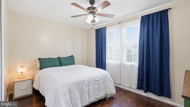 70 SAINT ROBERTS DR, Stafford, VA 22556