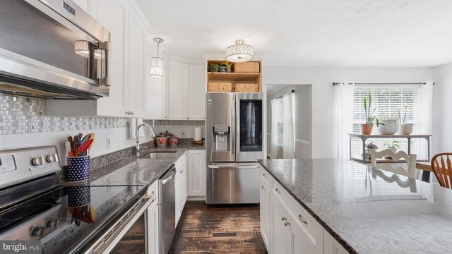 70 SAINT ROBERTS DR, Stafford, VA 22556