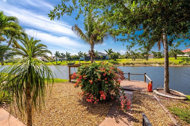 1141 ROTONDA CIRCLE, Rotonda West, FL 33947