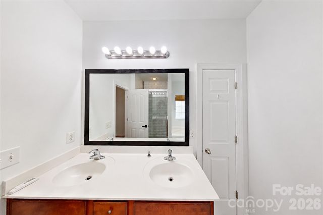 104 Planters Drive, Statesville, NC 28677