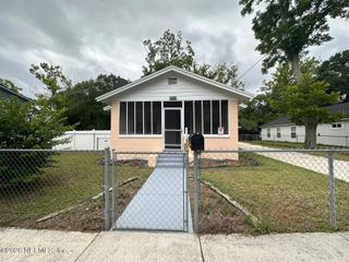 1018 W 23RD Street, Jacksonville, FL 32209
